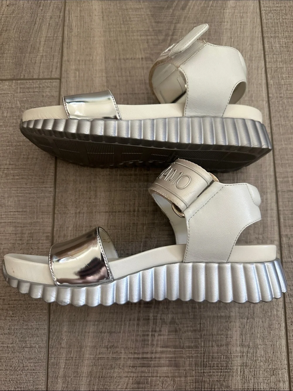 Salvatore Ferragamo Sabaudia Sandal in Argento Mirrored Leather Size 5